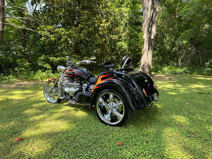 2023 Boss Hoss 383 Coupe Trike
